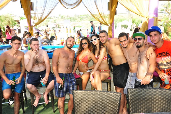Edde Sands Champagne Shower